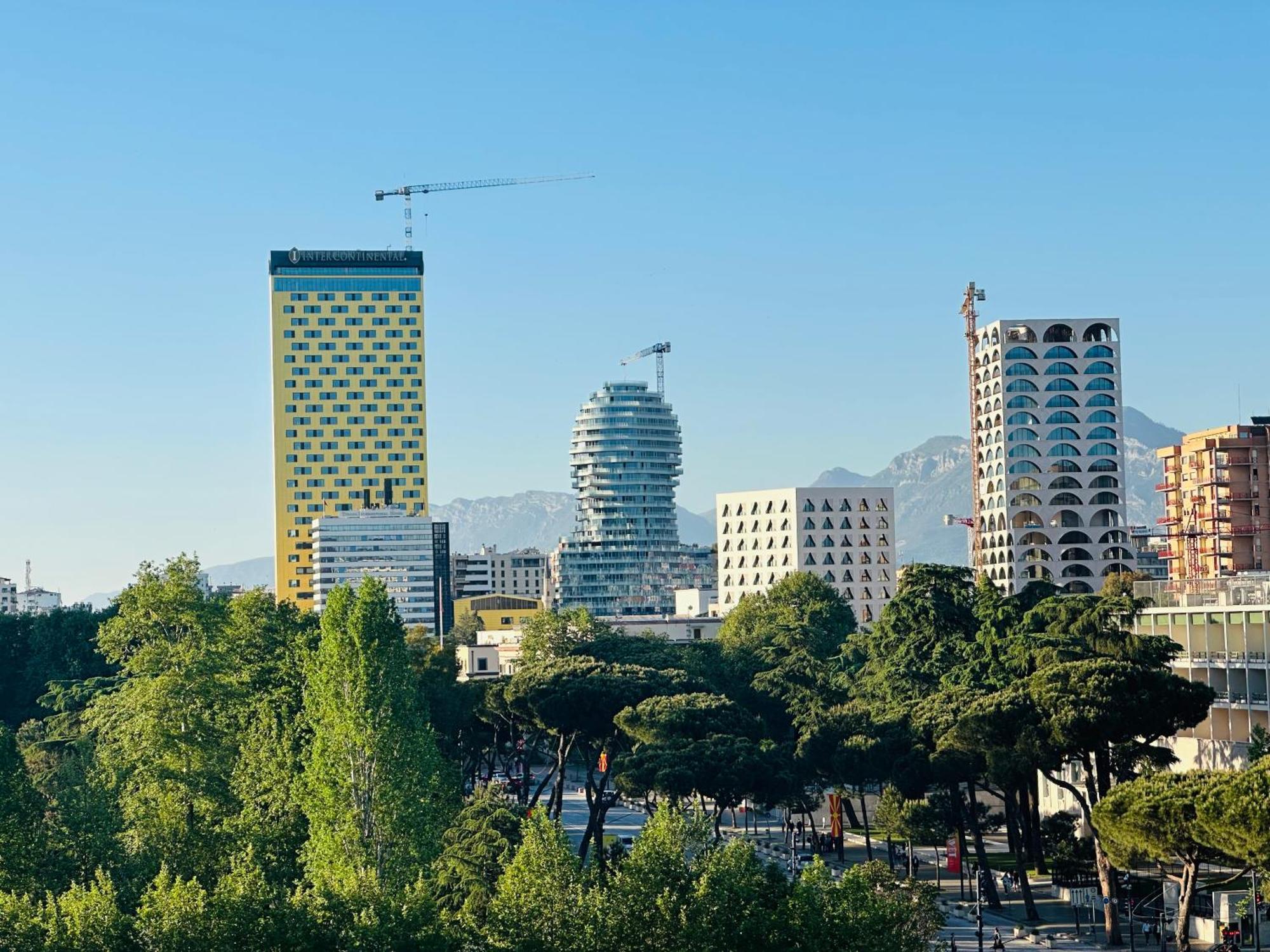 Amo Tower Tirana Center Apartman Kültér fotó