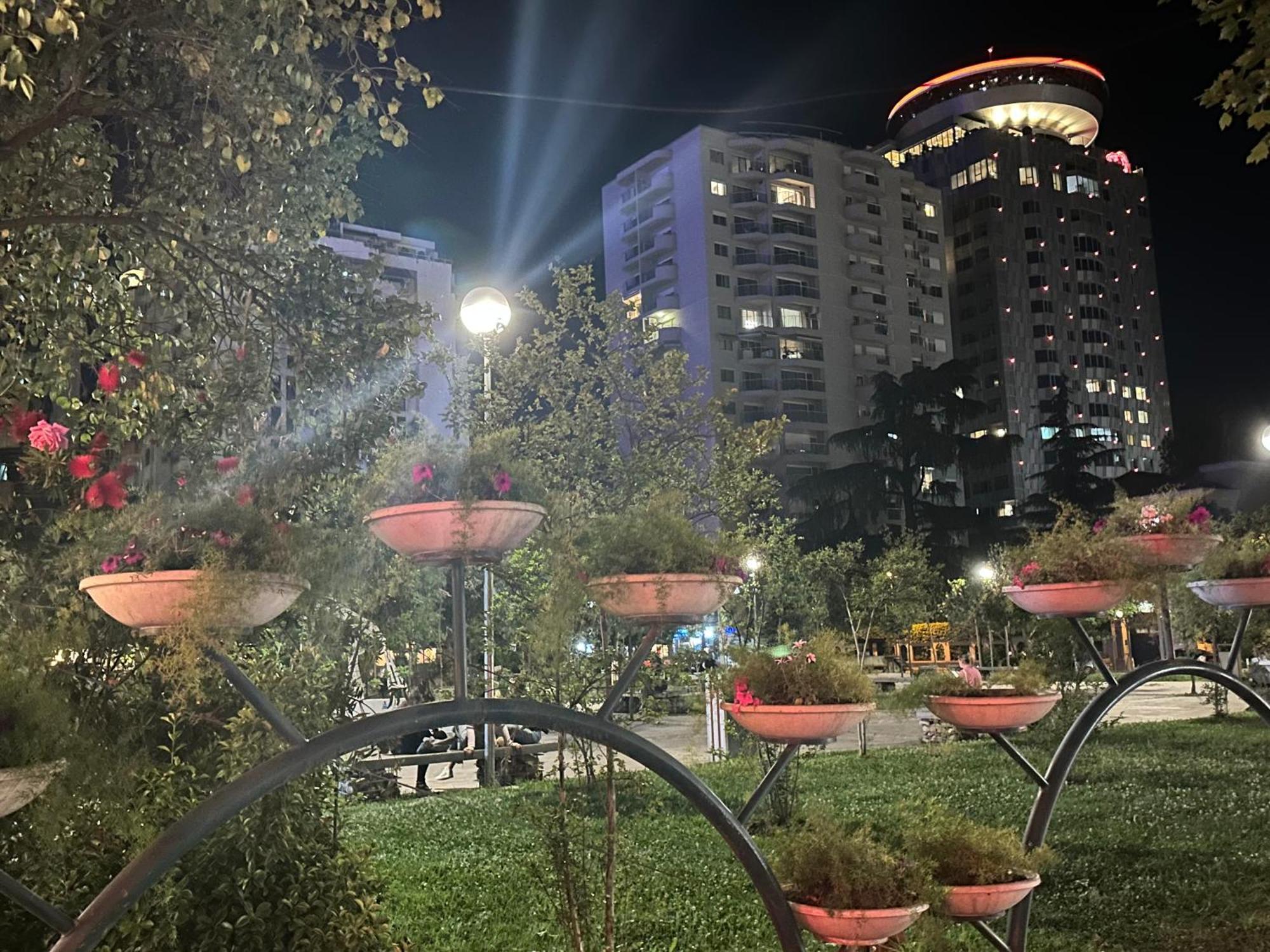 Amo Tower Tirana Center Apartman Kültér fotó