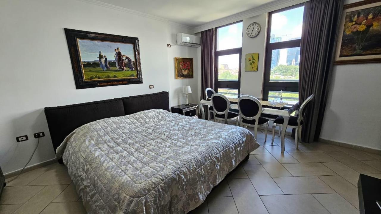 Amo Tower Tirana Center Apartman Kültér fotó